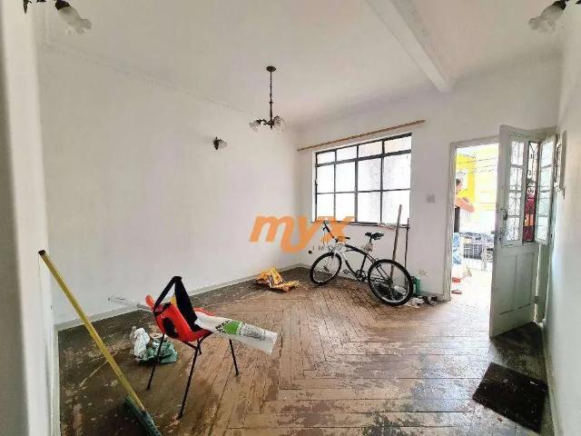 Casa / Sobrado para Venda em Santos/SP Gonzaga 2 Quartos