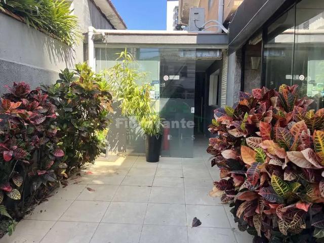Casa / Sobrado para Venda em Santos/SP Gonzaga 3 Quartos