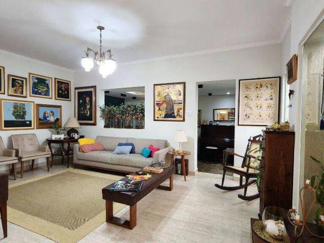 Casa / Sobrado para Venda em Santos/SP Gonzaga 3 Quartos