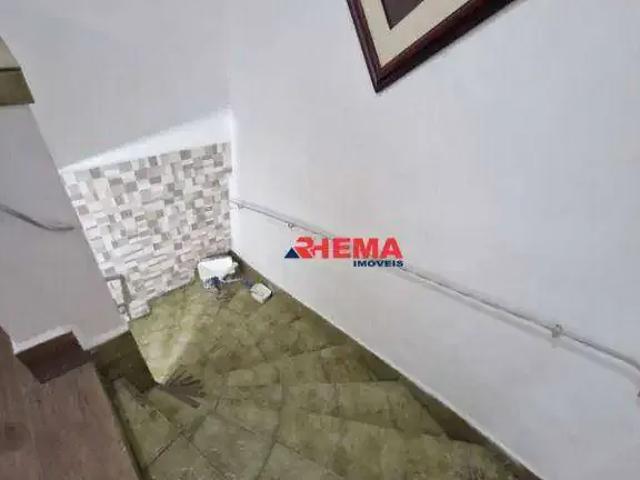 Casa / Sobrado para Venda em Santos/SP Gonzaga 3 Quartos