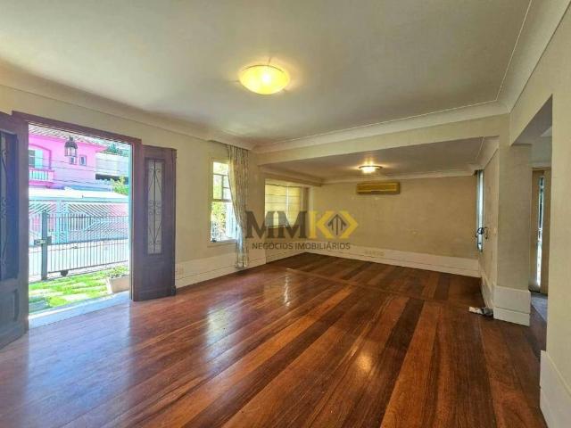 Casa / Sobrado para Venda em Santos/SP Gonzaga 3 Quartos