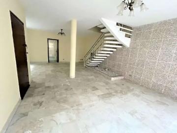 Casa / Sobrado para Venda em Santos/SP Gonzaga 3 Quartos