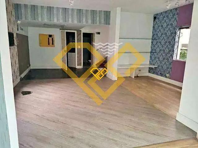 Casa / Sobrado para Venda em Santos/SP Gonzaga 3 Quartos