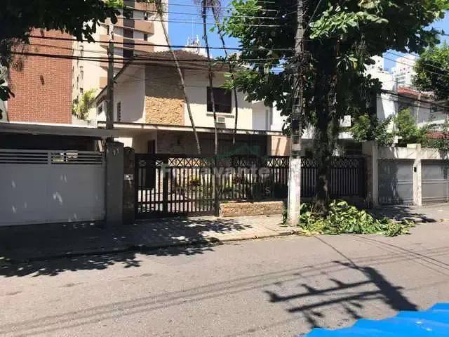 Casa / Sobrado para Venda em Santos/SP Gonzaga 3 Quartos