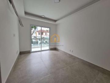 Casa / Sobrado para Venda em Santos/SP Gonzaga 3 Quartos