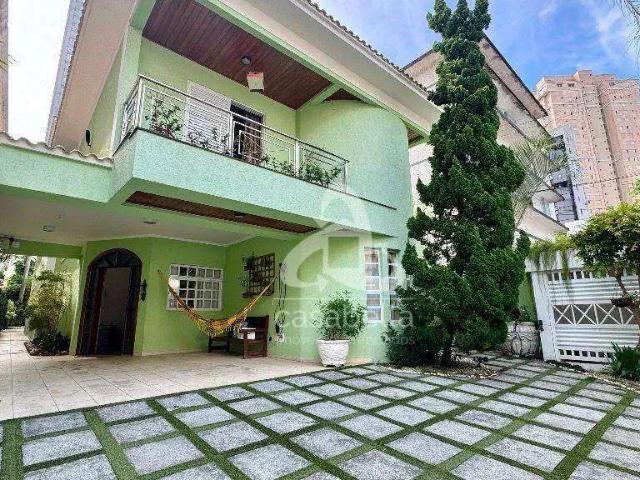 Casa / Sobrado para Venda em Santos/SP Gonzaga 4 Quartos