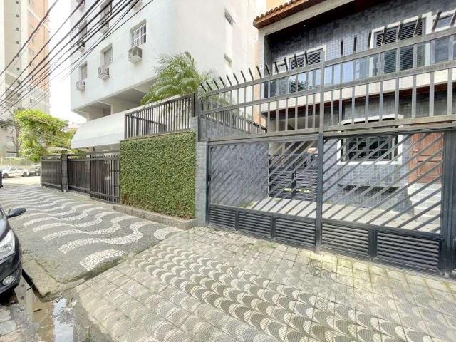 Casa / Sobrado para Venda em Santos/SP Gonzaga 4 Quartos