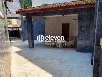 Casa / Sobrado para Venda em Santos/SP Gonzaga 4 Quartos