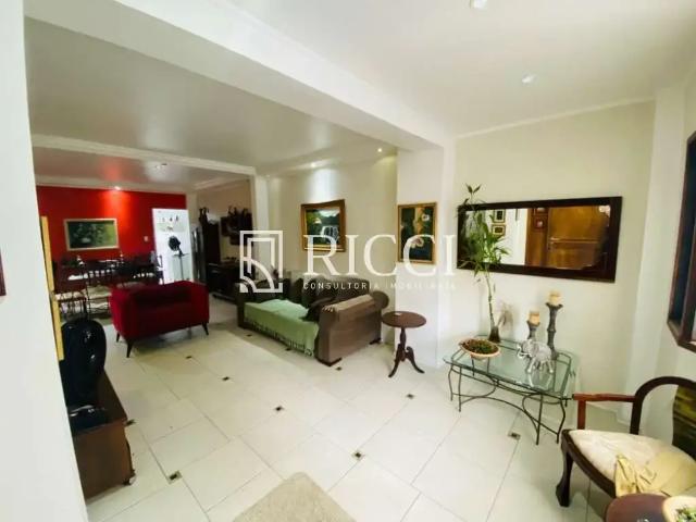 Casa / Sobrado para Venda em Santos/SP Gonzaga 4 Quartos