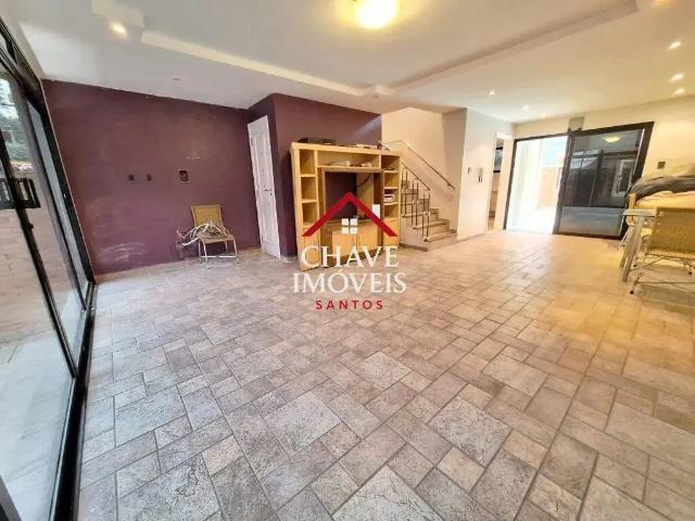 Casa / Sobrado para Venda em Santos/SP Gonzaga 6 Quartos