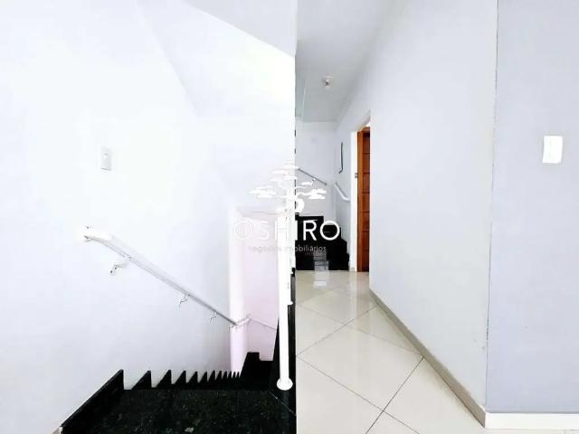 Casa / Sobrado para Venda em Santos/SP José Menino 2 Quartos