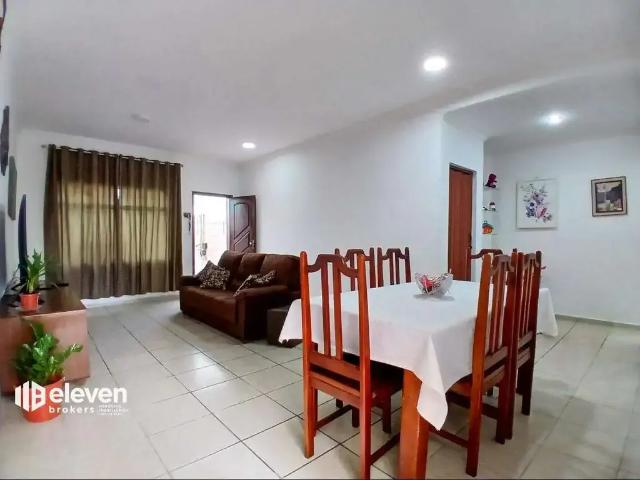 Casa / Sobrado para Venda em Santos/SP Macuco 3 Quartos