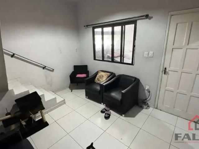 Casa / Sobrado para Venda em Santos/SP Macuco 3 Quartos