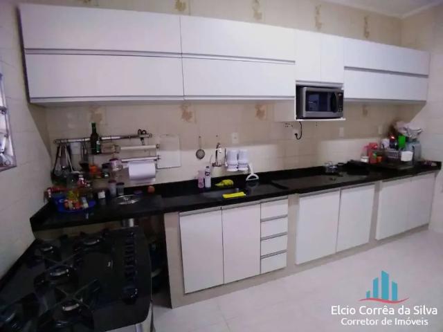 Casa / Sobrado para Venda em Santos/SP Macuco 3 Quartos