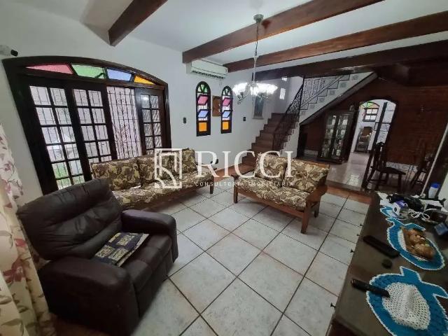 Casa / Sobrado para Venda em Santos/SP Marapé 4 Quartos