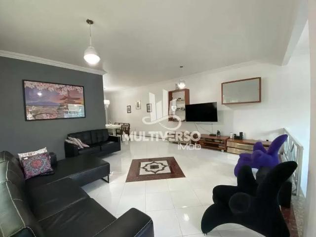 Casa / Sobrado para Venda em Santos/SP Marapé 6 Quartos
