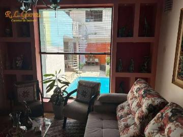 Casa / Sobrado para Venda em Santos/SP Pompéia 3 Quartos