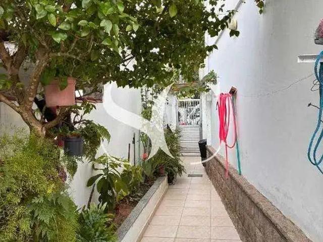 Casa / Sobrado para Venda em Santos/SP Ponta da Praia 4 Quartos