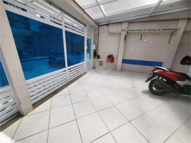 Casa / Sobrado para Venda em Santos/SP Ponta da Praia 4 Quartos