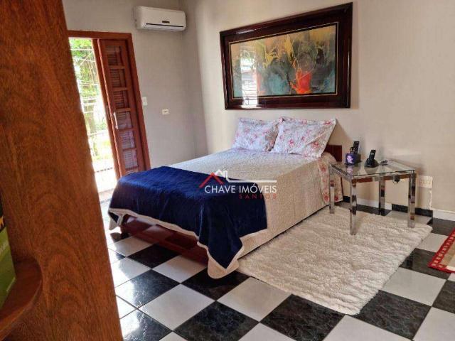 Casa / Sobrado para Venda em Santos/SP Ponta da Praia 5 Quartos