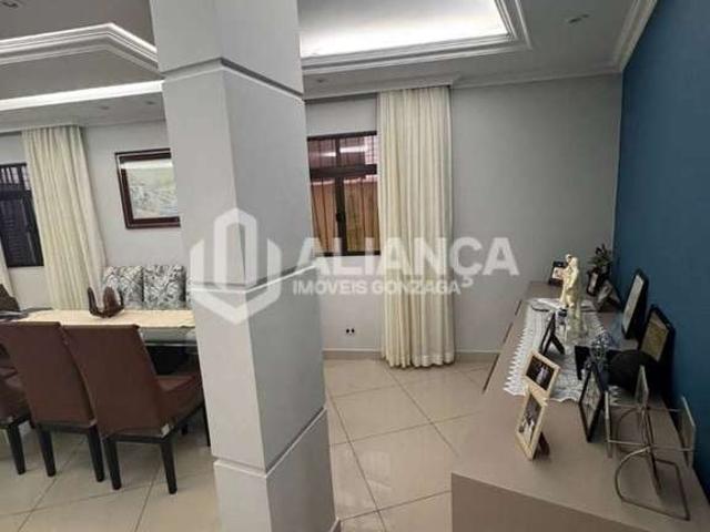 Casa / Sobrado para Venda em Santos/SP Ponta da Praia