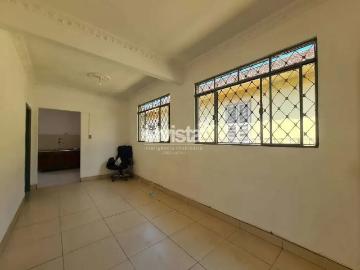 Praça Engenheiro José Rebouças - Garagem