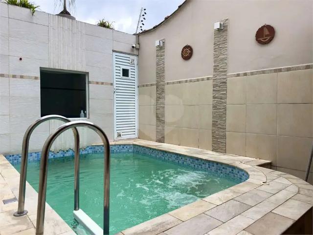 Casa / Sobrado para Venda em Santos/SP Ponta da Praia 3 Quartos