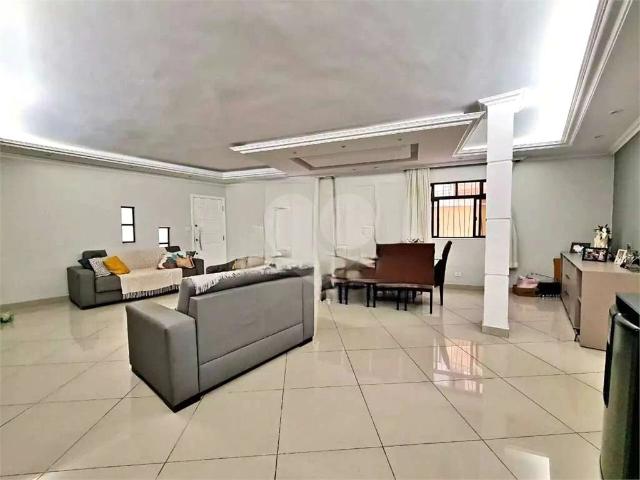 Casa / Sobrado para Venda em Santos/SP Ponta da Praia 3 Quartos