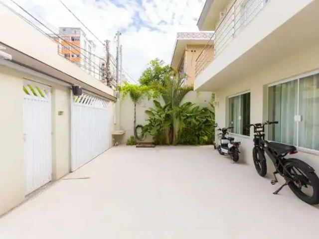 Casa / Sobrado para Venda em Santos/SP Ponta da Praia 3 Quartos