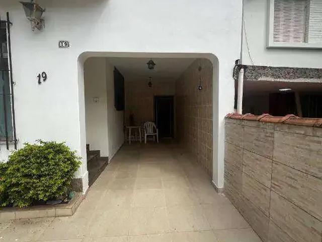 Casa / Sobrado para Venda em Santos/SP Ponta da Praia 3 Quartos