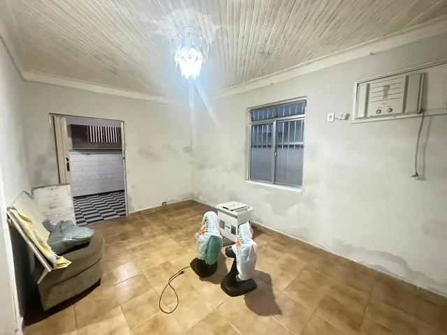 Casa / Sobrado para Venda em Santos/SP Rádio Club 2 Quartos