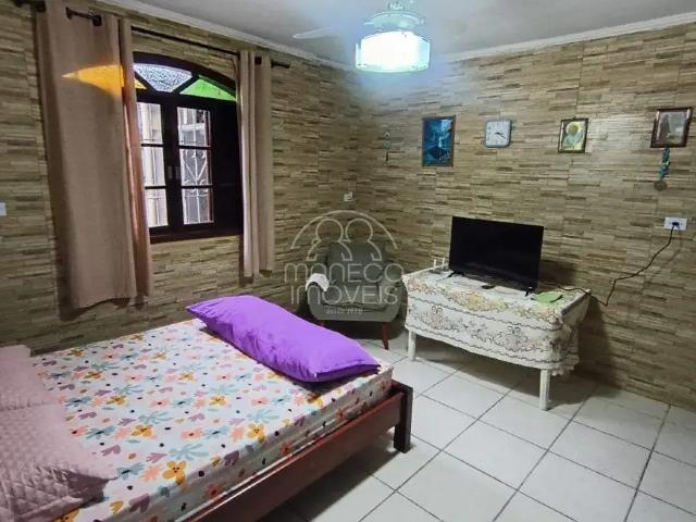 Casa / Sobrado para Venda em Santos/SP Rádio Clube 5 Quartos
