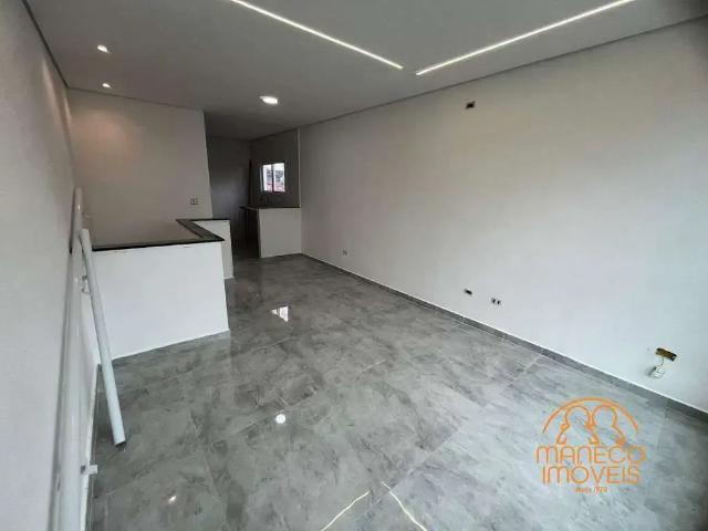 Casa / Sobrado para Venda em Santos/SP Rádio Clube 2 Quartos