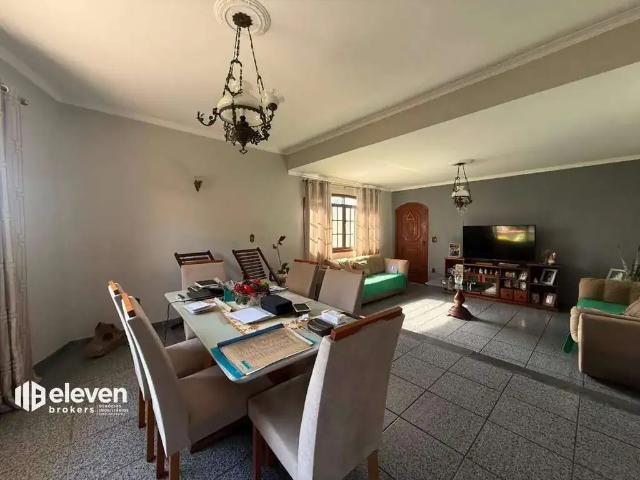 Casa / Sobrado para Venda em Santos/SP Santa Maria 5 Quartos