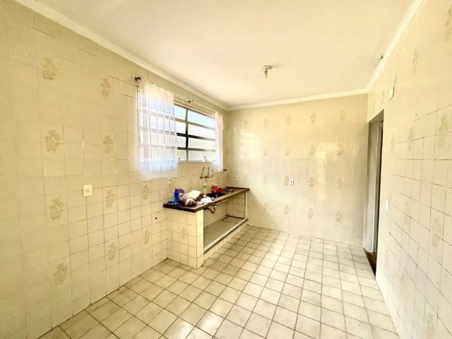 Casa / Sobrado para Venda em Santos/SP Santa Maria 2 Quartos