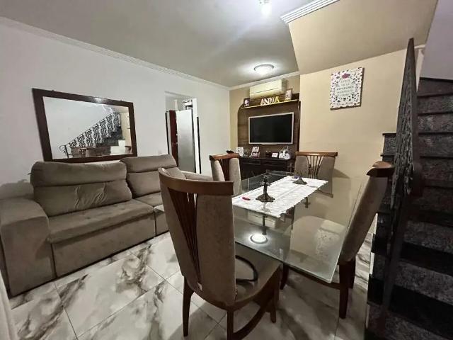 Casa / Sobrado para Venda em Santos/SP Santa Maria 2 Quartos