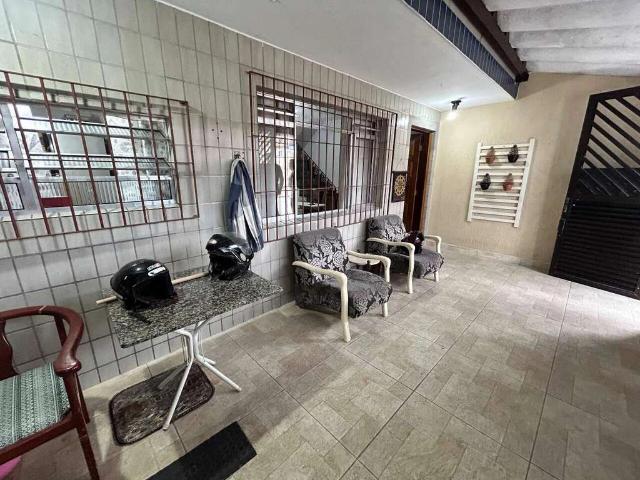 Casa / Sobrado para Venda em Santos/SP Santa Maria 2 Quartos