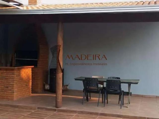 Casa / Sobrado para Venda em Sabáudia/PR Centro