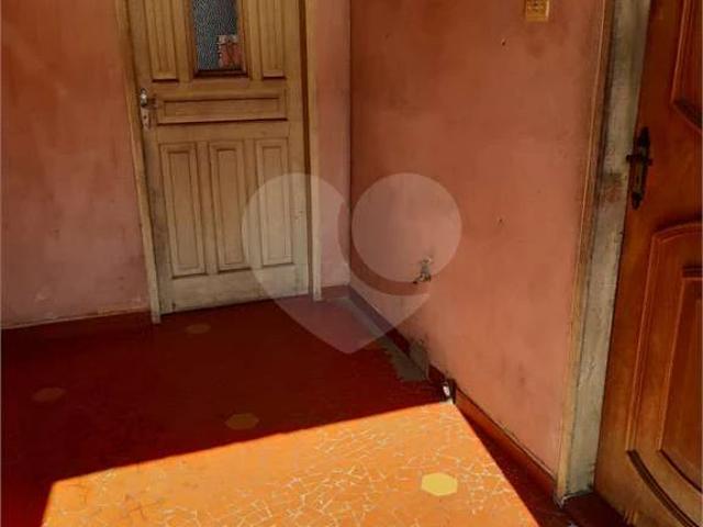Casa / Sobrado para Venda em Salto/SP Centro 2 Quartos