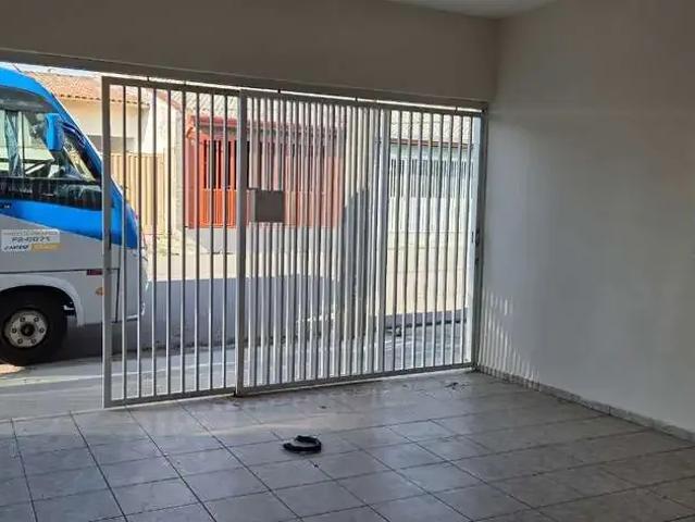 Casa / Sobrado para Venda em Salto/SP Estação 2 Quartos