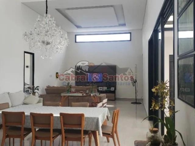 Casa / Sobrado para Venda em Salto/SP Residencial Primavera II 4 Quartos