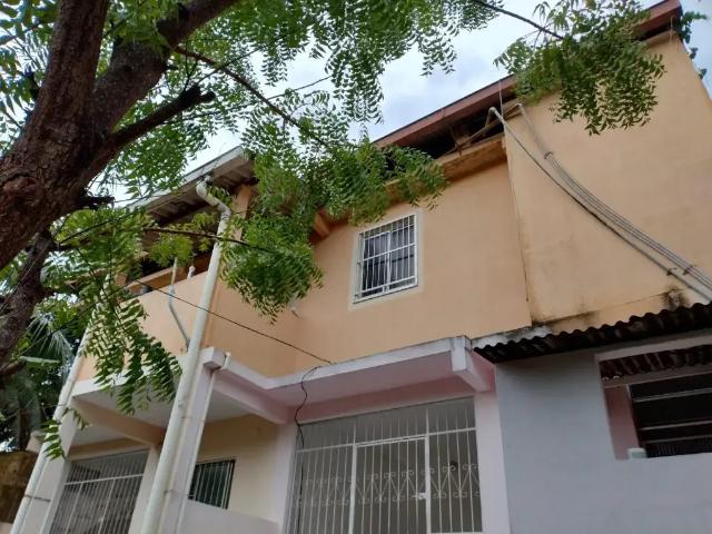 Casa / Sobrado para Venda em Salvador/BA Mussurunga I 7 Quartos