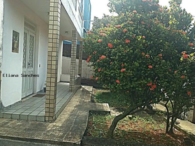 Casa / Sobrado para Venda em Salvador/BA Massaranduba 3 Quartos