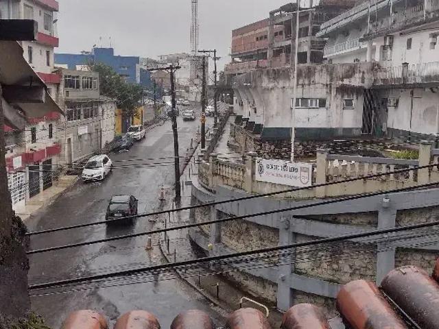 Casa / Sobrado para Venda em Salvador/BA Matatu 5 Quartos