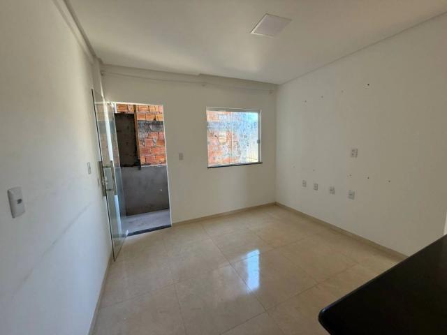 Casa / Sobrado para Venda em Salvador/BA Narandiba 2 Quartos