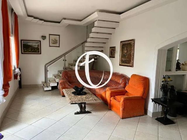 Casa / Sobrado para Venda em Salvador/BA Acupe de Brotas 6 Quartos