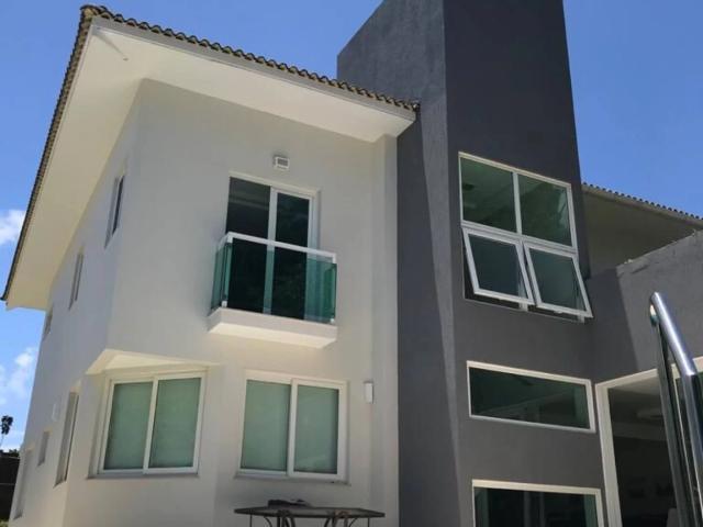 Casa / Sobrado para Venda em Salvador/BA Alphaville I 4 Quartos