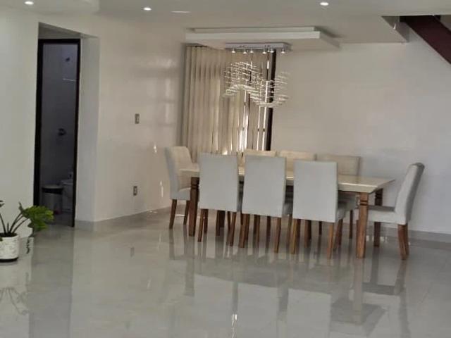 Casa / Sobrado para Venda em Salvador/BA Alto do Coqueirinho 4 Quartos