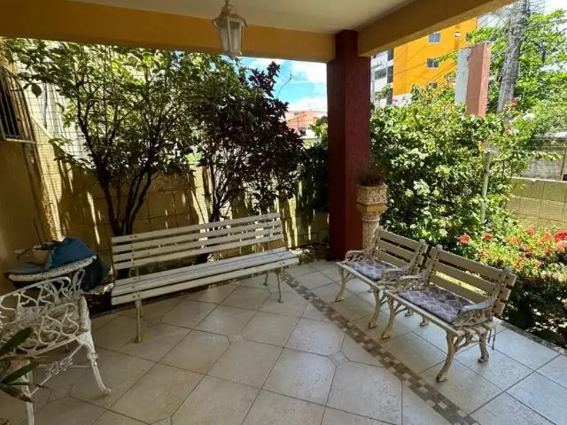 Casa / Sobrado para Venda em Salvador/BA Armação