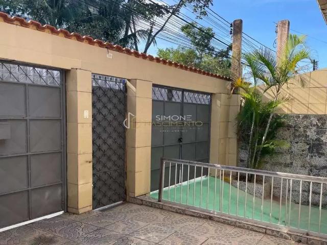 Casa / Sobrado para Venda em Salvador/BA Barbalho 4 Quartos